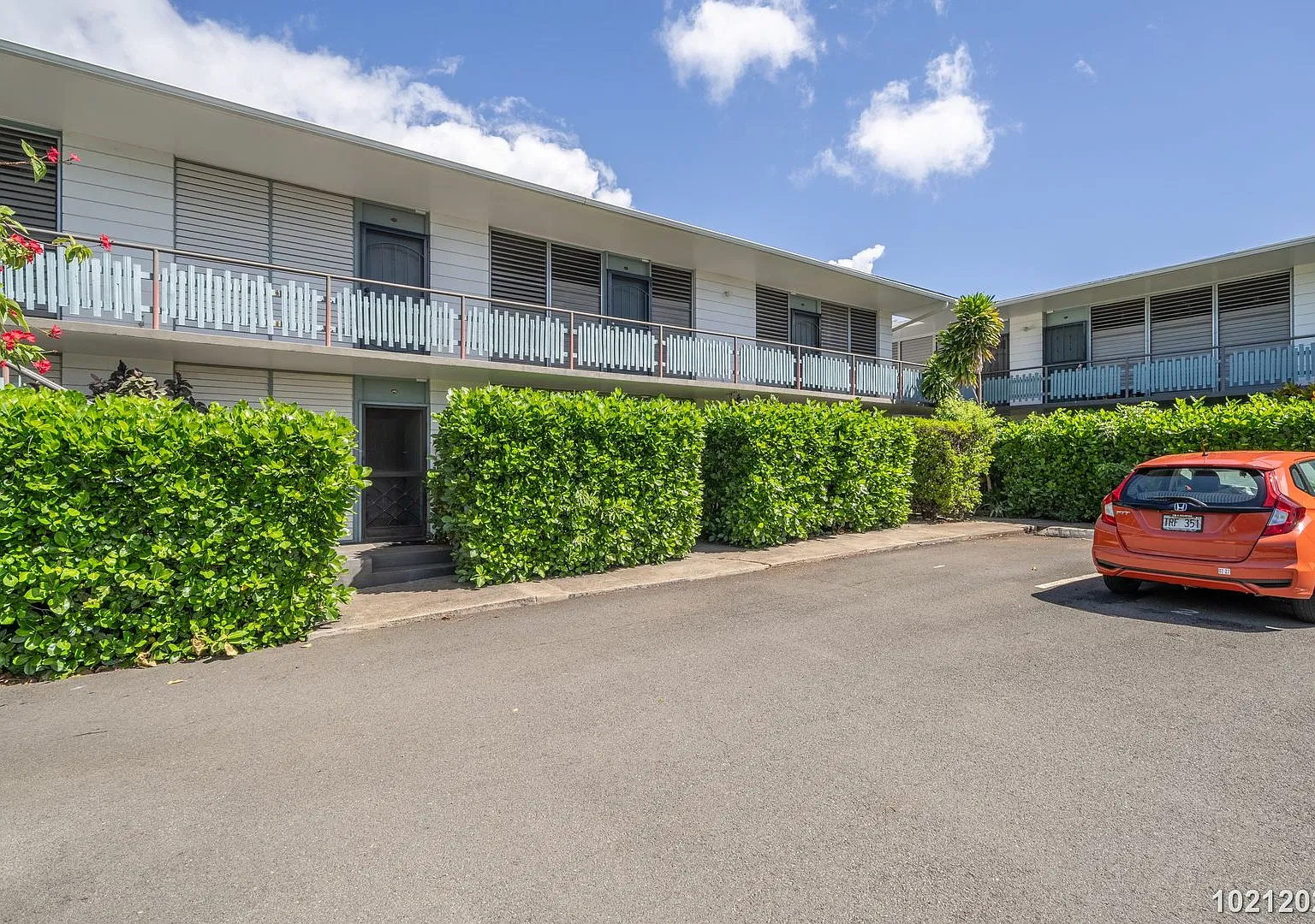 3810 Leahi Ave — Photo 1
