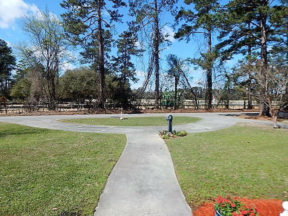 5th image of 718 Powderhouse Rd