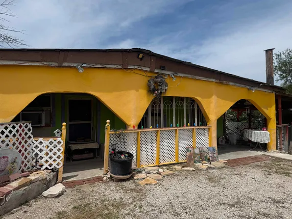 183 Cedro St, Del Rio, TX 78840