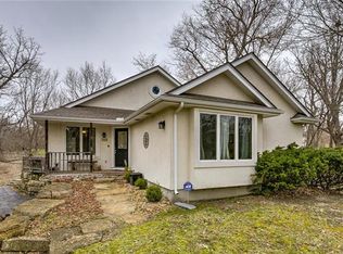 310 Smiley Rd, Liberty, MO 64068
