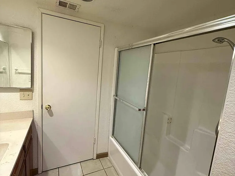 5609 Odea Dr #C — Photo 10