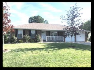 1311 Redbud Dr, Macon, MO 63552