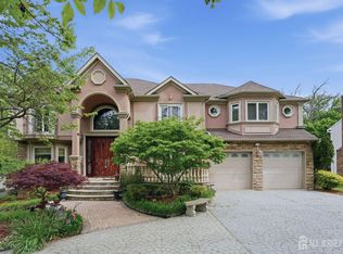 3945 Park Ave, Edison, NJ 08820