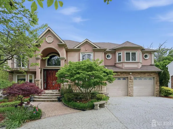 3945 Park Ave, Edison, NJ 08820