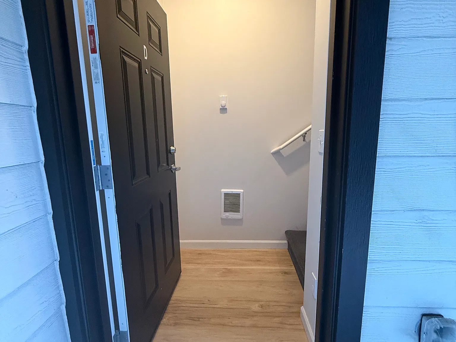 2 bed, 1092 sqft, $1,995 — Photo 2