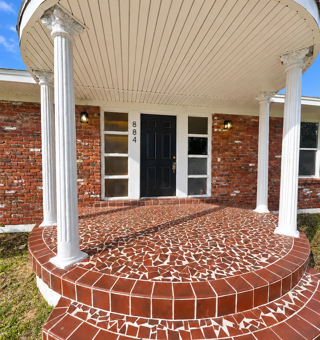 884 Derbyshire Rd — Photo 1