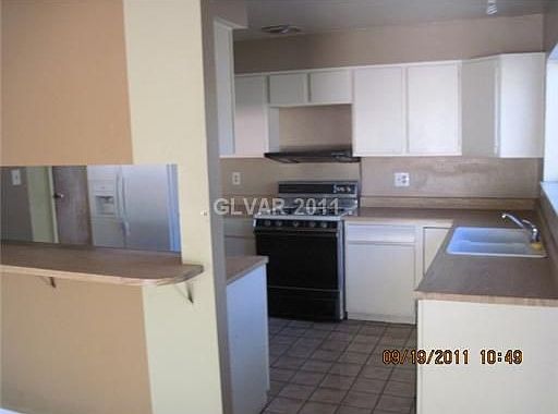 5th image of 8104 Eginton Ave