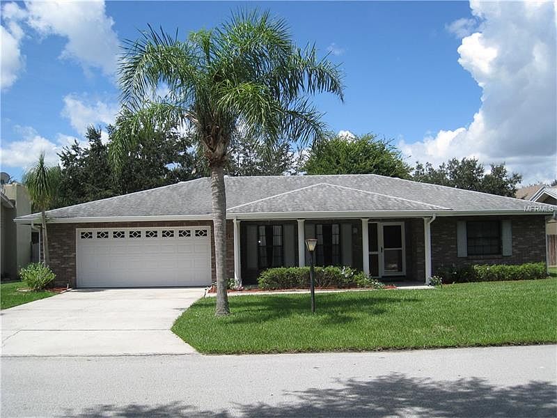1st image of 932 W Heron Cir