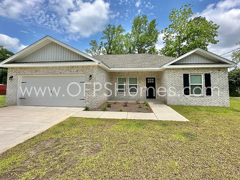188 Park Ln — Photo 1
