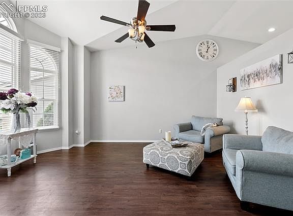 5th image of 2830 Clapton Dr