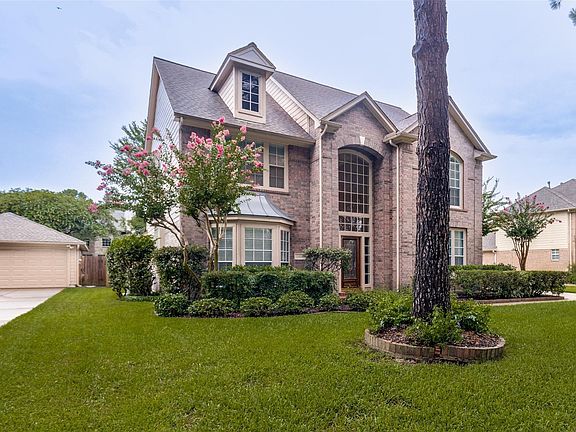 3rd image of 9407 Walnut Brook Ct