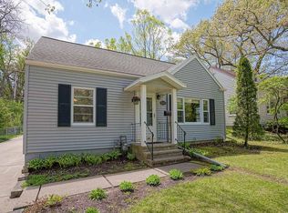 4263 Mohawk Dr, Madison, WI 53711