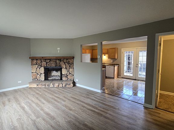 3rd image of 1390 Pebblebeach Dr