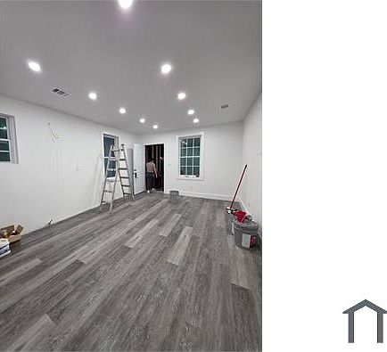2nd image of 3324 Sunnybrook Ave N #B