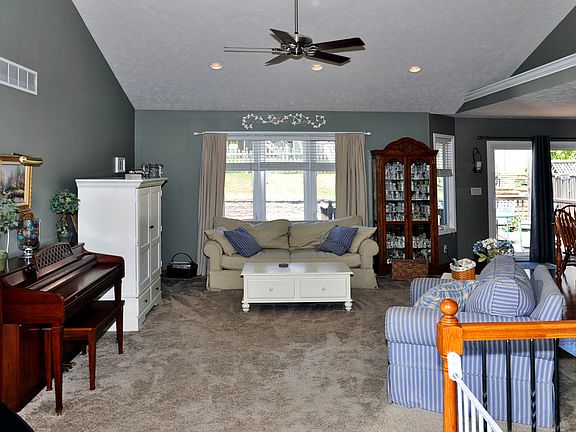 2nd image of 7649 Upton Grey Ln
