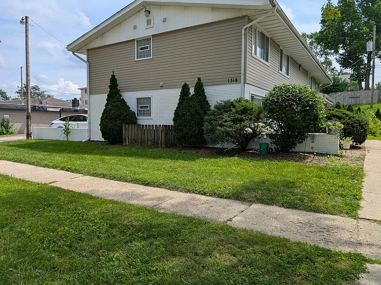 1318 Argo Ln #1 — Photo 15