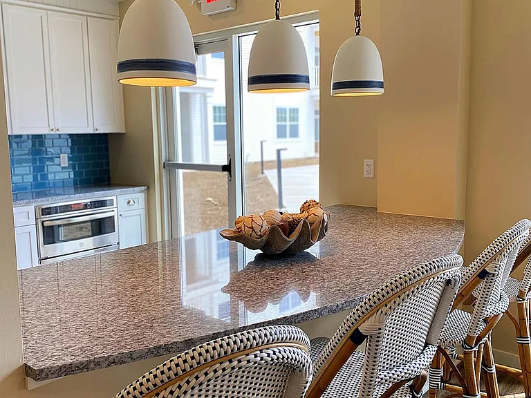 Harbor Heights — Photo 11