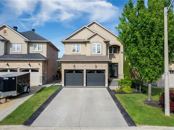 215 Vinton Rd, Hamilton, ON L9K 0G8