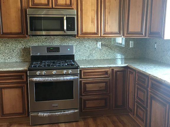 4th image of 3036 S Fairmont Ave