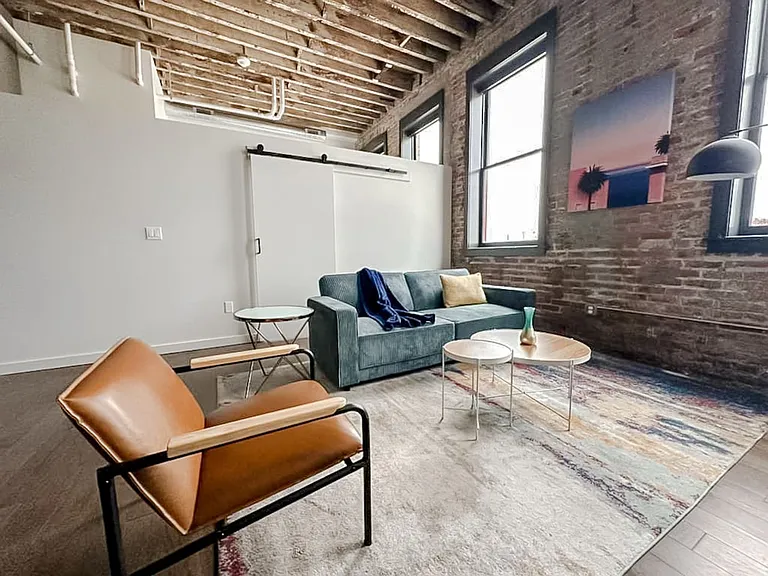 Building's Lounge
