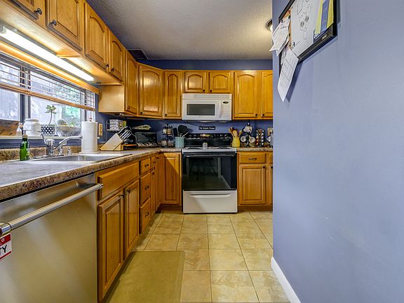 4th image of 111 Coburn Ave #141