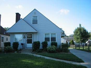 1st image of 175 E Jeffrey Pl