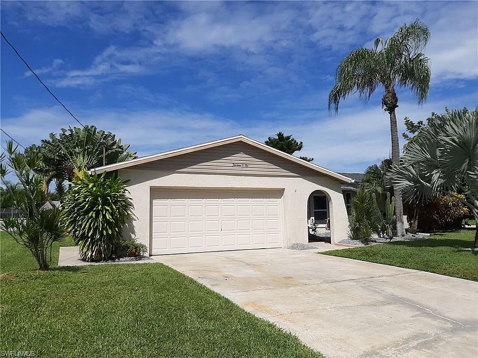 1st image of 1302 SE 20th Ct