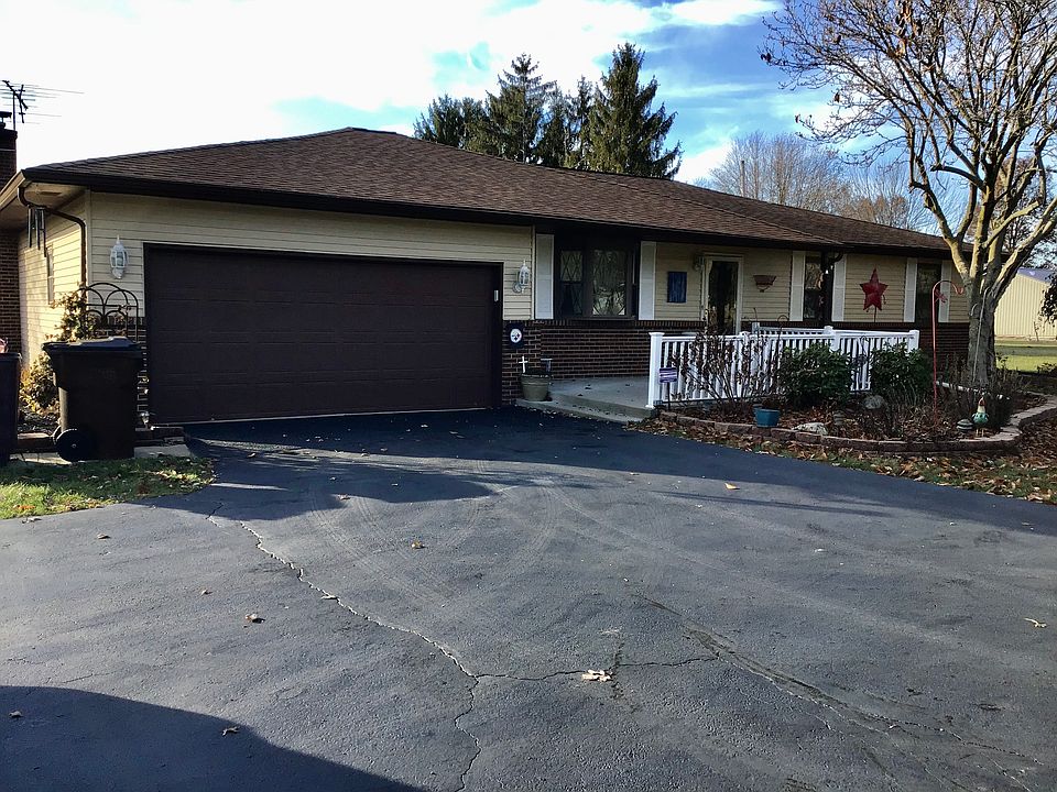 1st image of 74 Meadow Dr SW