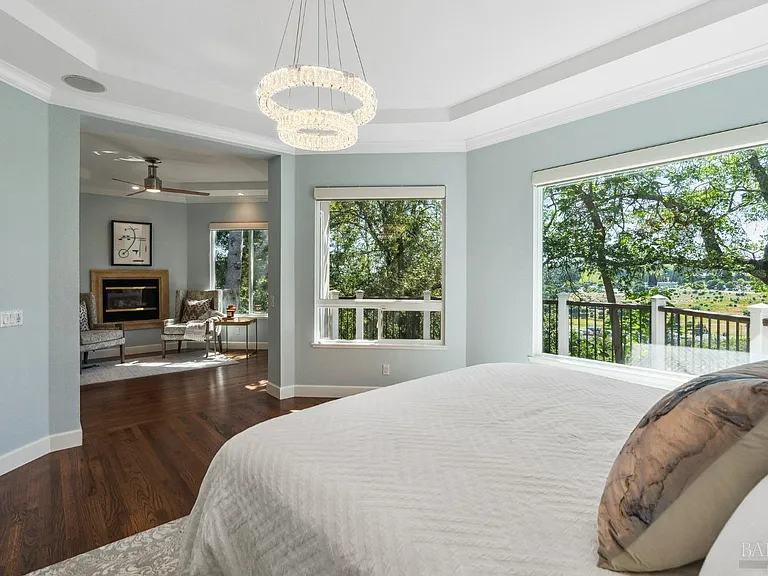 3680 Crown Hill Dr — Photo 13