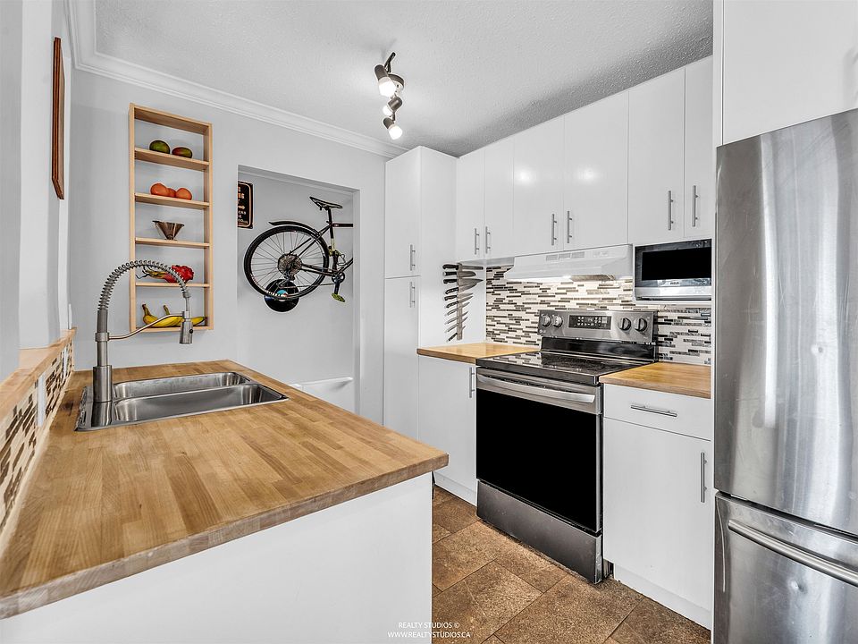 1st image of 2222 Cambridge St #306