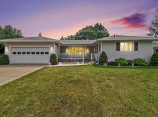 557 Broad Ave, Manistee, MI 49660