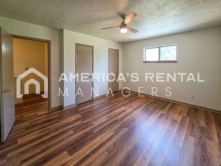 3100 Apple Valley Ln — Photo 23