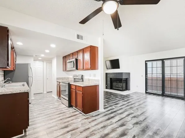 101 Luna Way, Las Vegas, NV