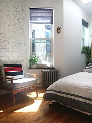 Sold by HomeDax Real Estate | media 25