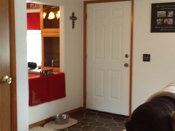 Front entryway