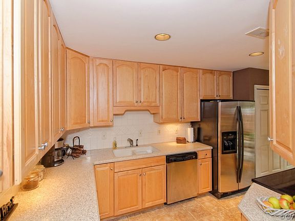 4th image of 4306 Heathbrook Ct #4306