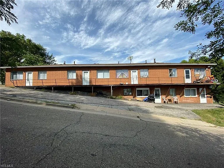 1820 Manchester Rd #1 — Photo 8