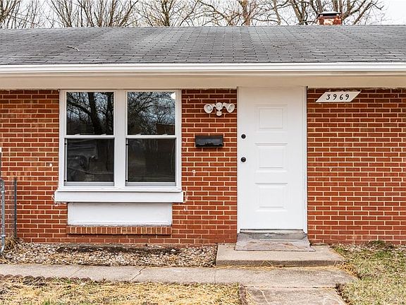 4th image of 3969 Flynn St #3969
