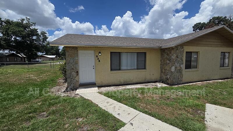 1st image of 235 Leelon Rd