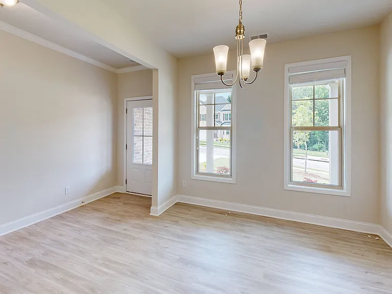 Quinn Residences at McCart Landing — Photo 24