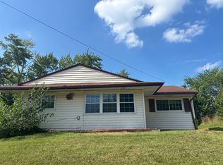 2392 McCartney Rd, Youngstown, OH 44505