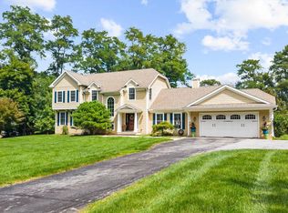 280 County Line Rd, Wayne, PA 19087
