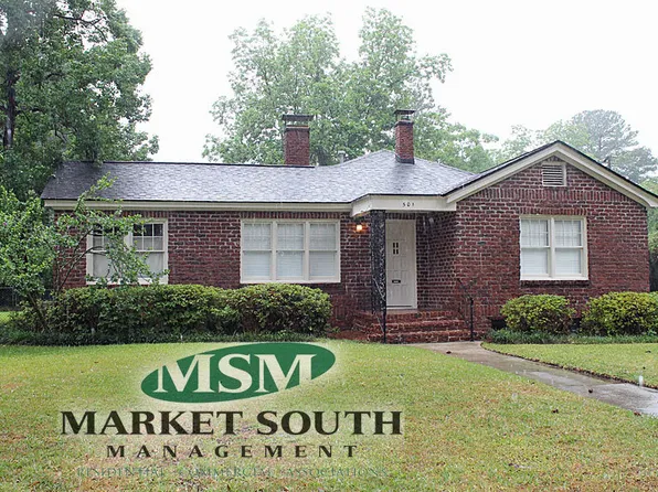 501 E 57th St, Savannah, GA 31405