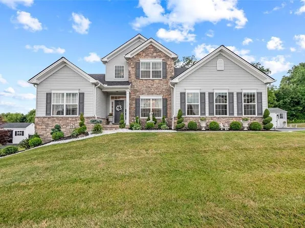 4832 Reston Dr, Easton, PA 18040