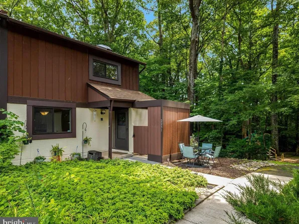 2231 Wheelwright Ct, Reston, VA 20191