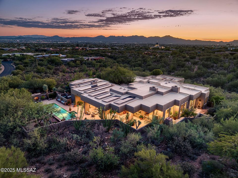 1st image of 1844 E Quiet Canyon Dr