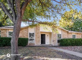 712 Nora Ln, Desoto, TX 75115