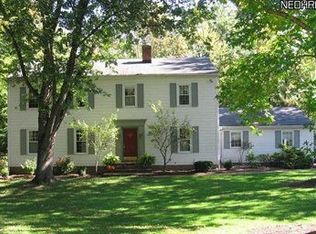 405 New Hudson Rd, Aurora, OH 44202