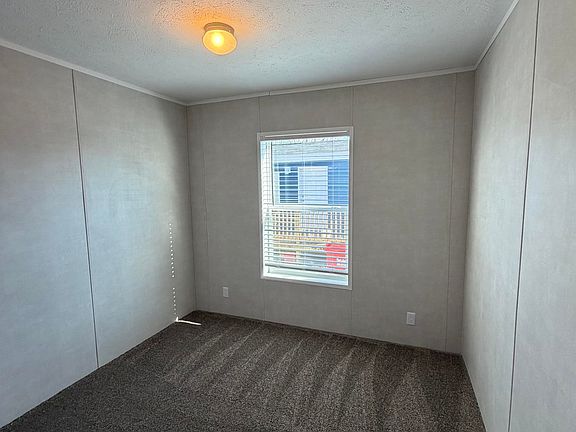 5th image of 5425 Valley Dr #24