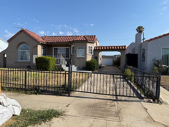 2nd image of 1423 W 85th St